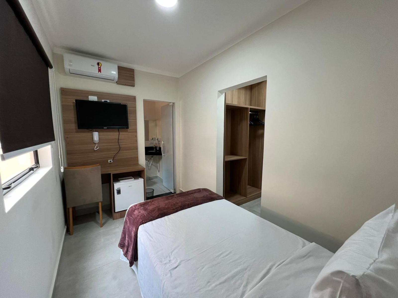 Hotel Internacional グアルーリョス エクステリア 写真